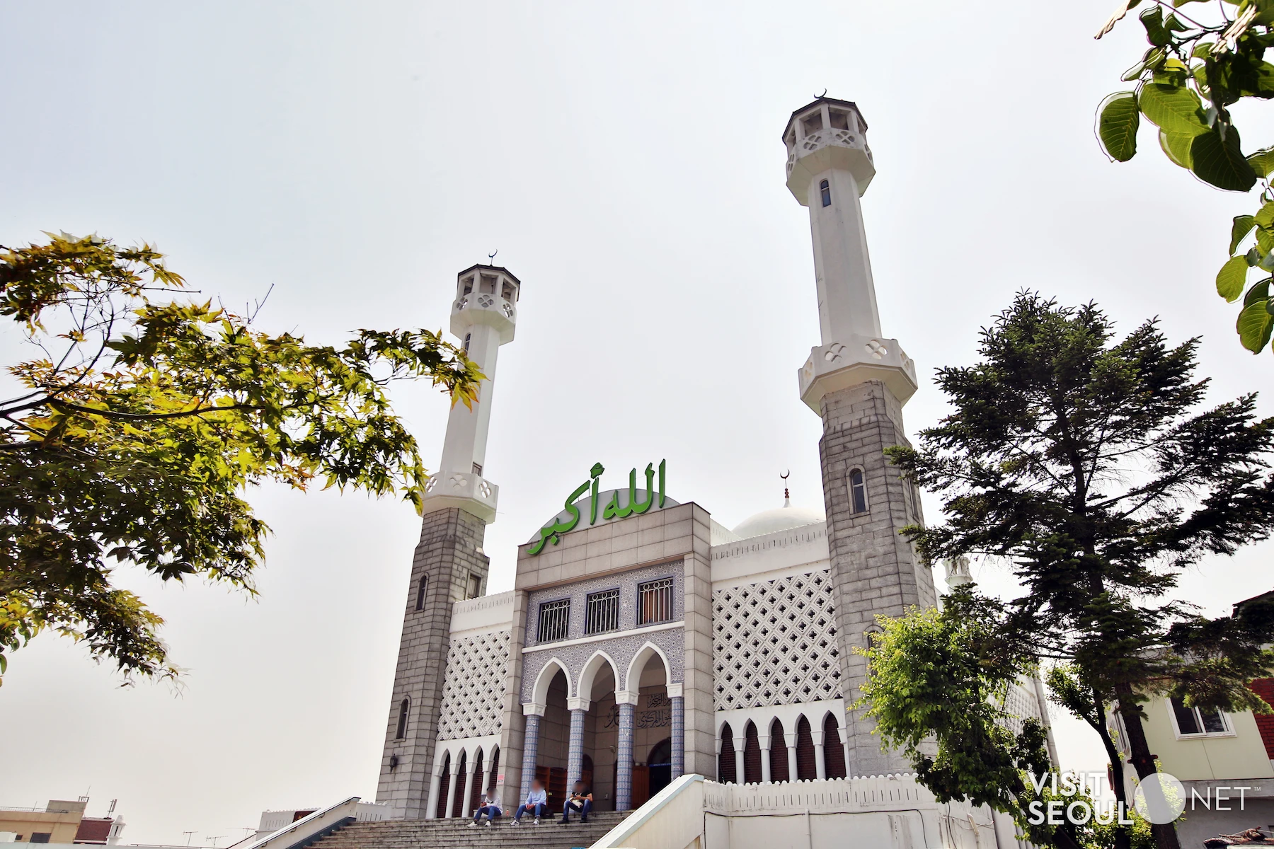 Seoul Central Mosque in Itaewon, Seoul.